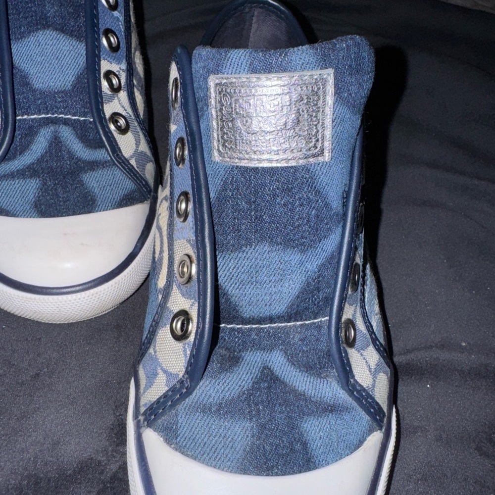 Coach Poppy Barrett Sneakers Denim Blue Signature Patchwork Print Women’s 7 Shoe - Picture 3 of 16